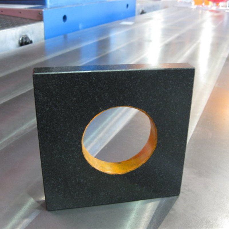 Διαβάστε περισσότερα για το Square Granite Square Squer