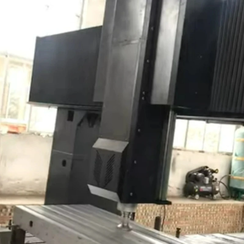Η πλατφόρμα υποδοχής T βρίσκεται υπό CNC Computer Numerical Control Machining